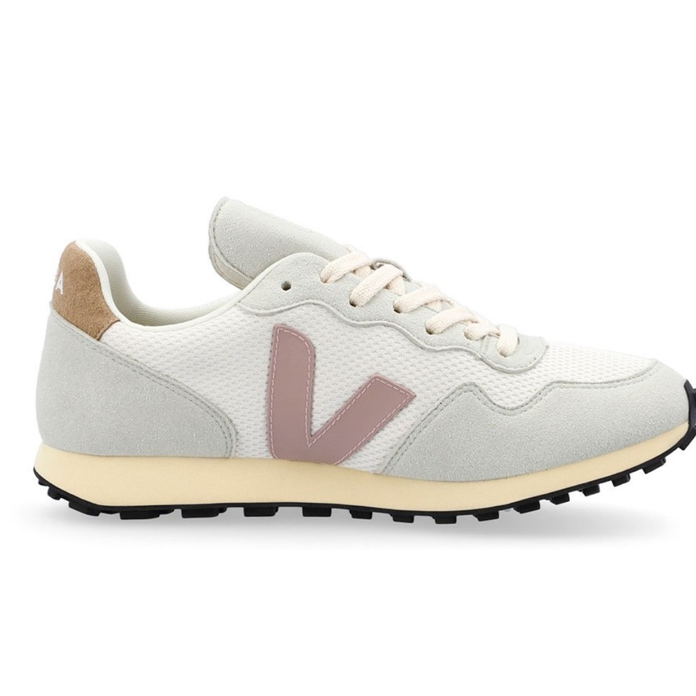 Vejas tennis shoes